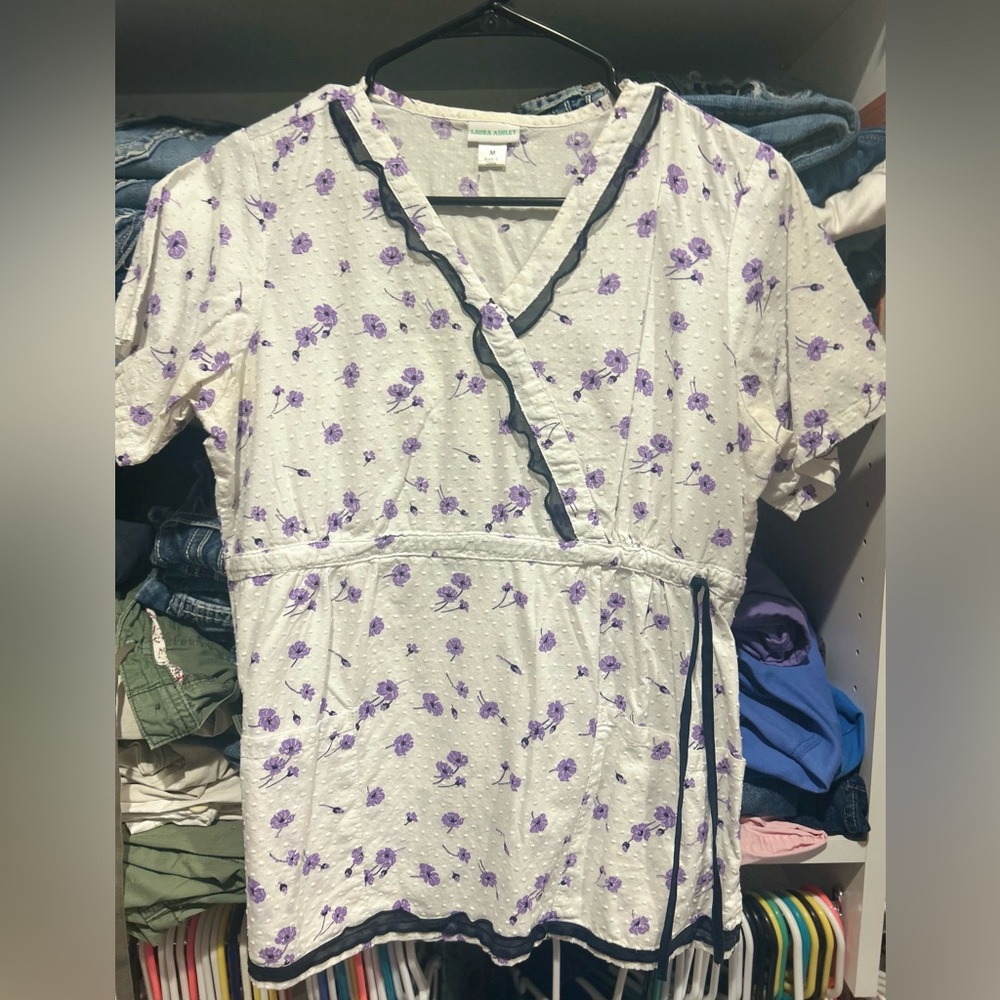 Super cute Laura Ashley scrub top size M